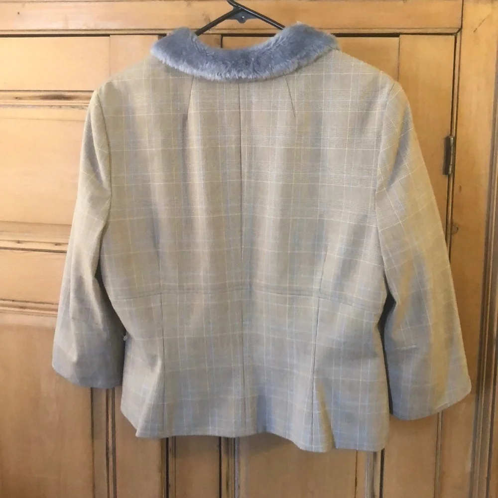 Phoebe Plaid short jacket with blue fur collar